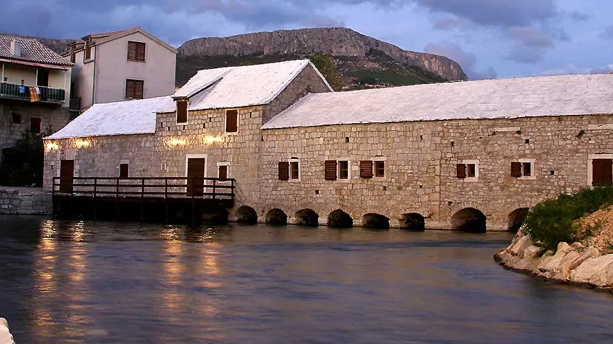 visit-solin-croatia-gaspina-watermill-historic