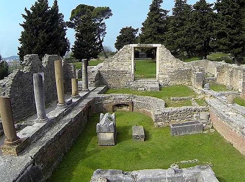 visit-solin-croatian-history-manastirine